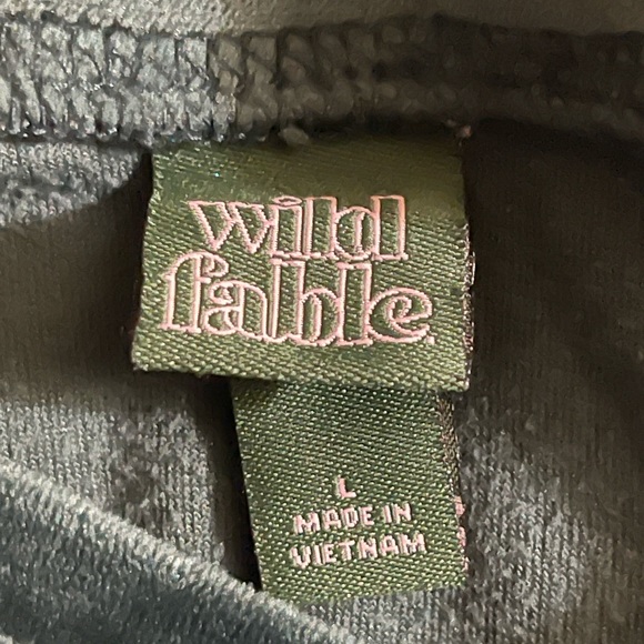 Wild Fable Top - Picture 5 of 6